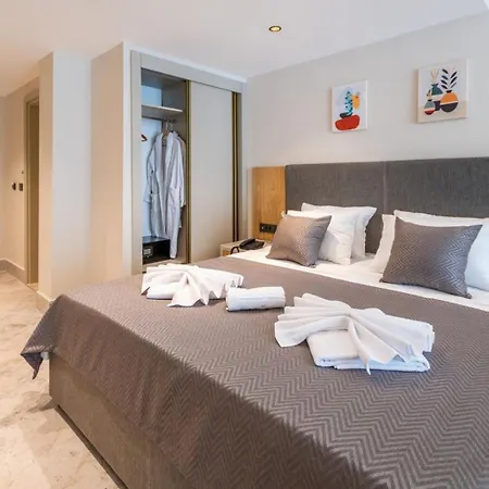 Hotel 222 Hisarönü