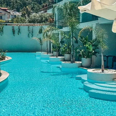 222 Hisaroenue Hotel *