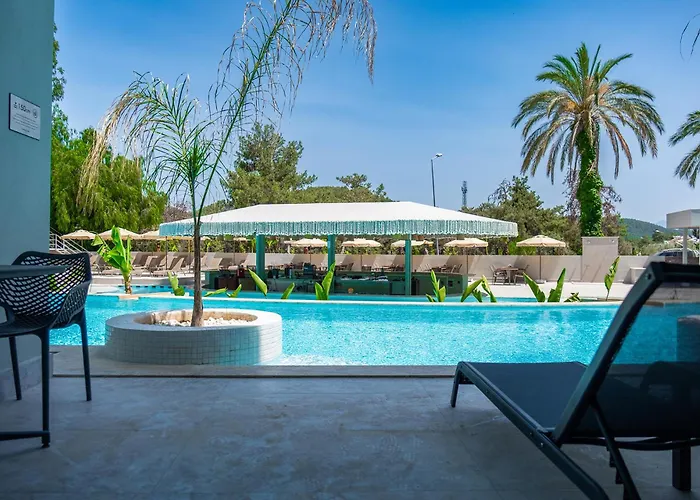 Hotel 222 Hisaroenue *